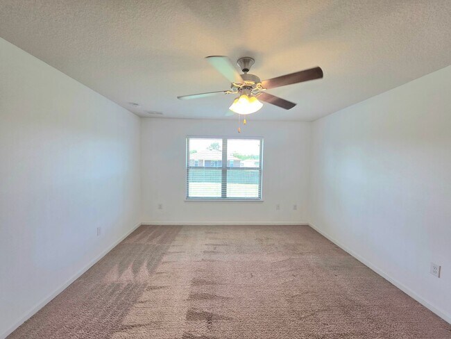 Building Photo - Beautiful 3-Bedroom Home - Whisper Creek