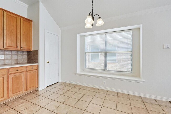 Building Photo - 3516 Sutters Way