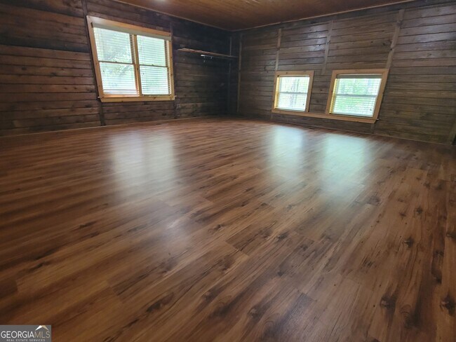 Building Photo - 2391 Booth Cir