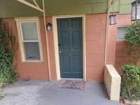 Building Photo - Grandview unit B