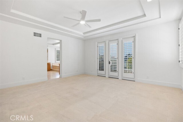 Building Photo - 17 Colonial Dr