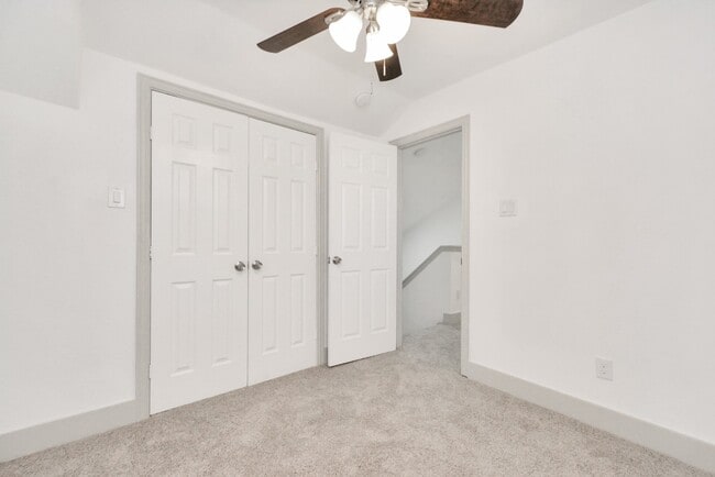 Building Photo - 1501 Maiden Ln