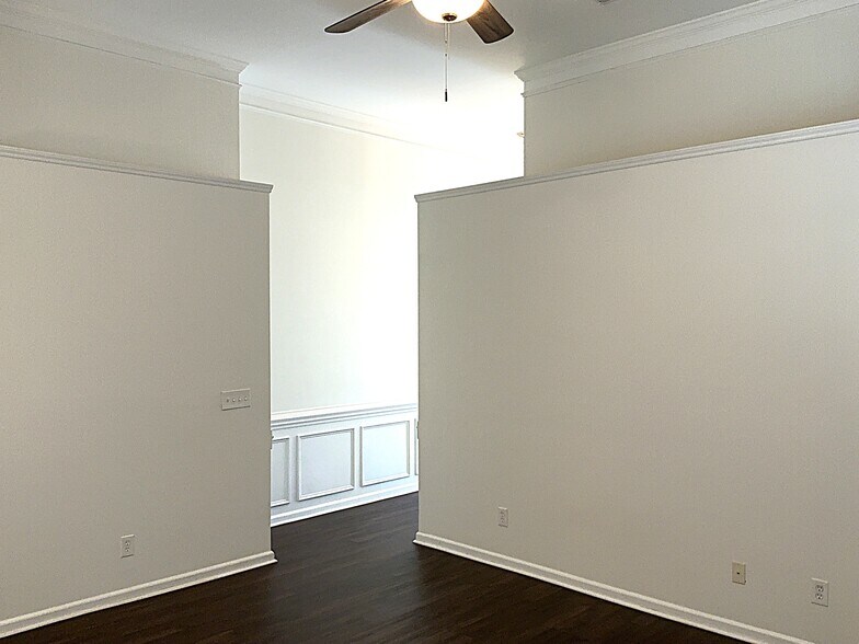 Building Photo - 7210 Quail Hunt Dr
