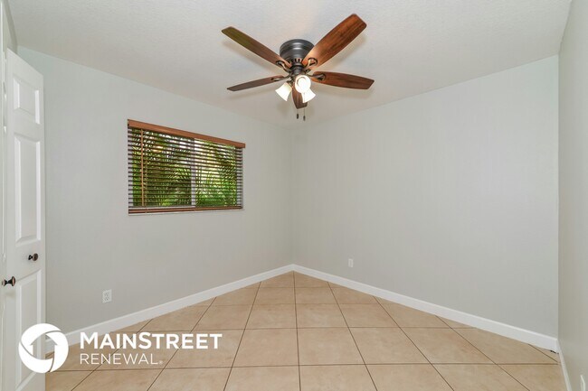 Building Photo - 2750 Trilby Ave