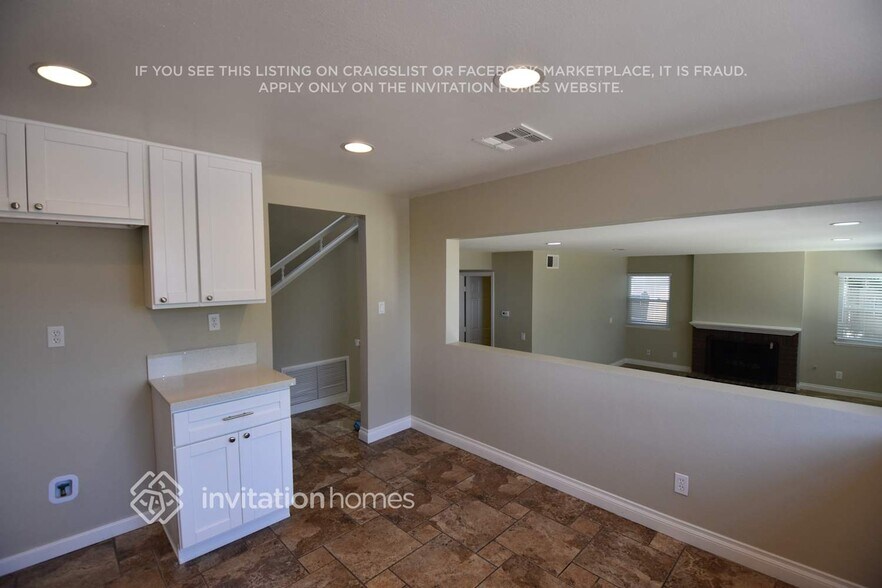 Building Photo - 25635 Palm Meadows Ct