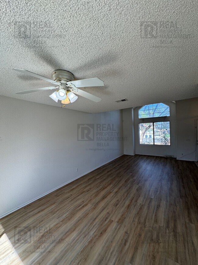 Building Photo - 1330 Wrigley Ln