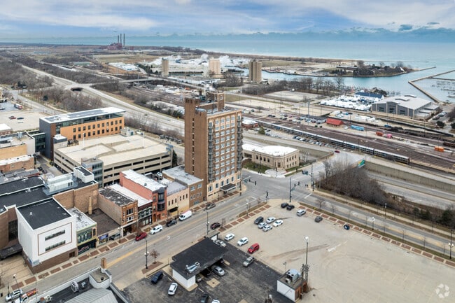 Aerial - 10 N Sheridan Rd.