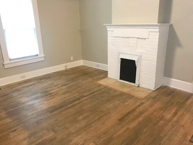 Building Photo - 2 bdrm, 2 bath home in East Atlanta