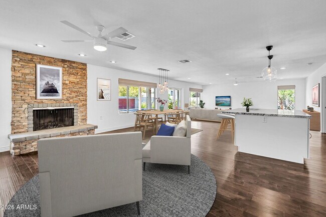 Building Photo - 5219 E Winchcomb Dr
