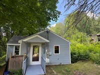 Building Photo - 14 Lothrop St