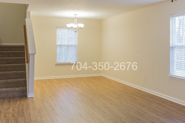 Building Photo - 1941 Pheasant Glen Rd