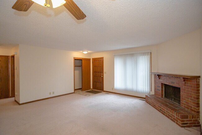 Building Photo - 2228 S. 9th-B