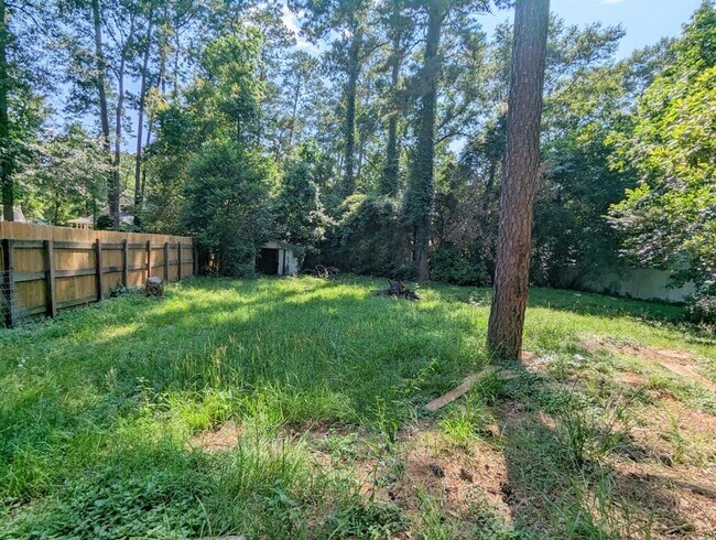 Building Photo - 12115 Royal Green Dr