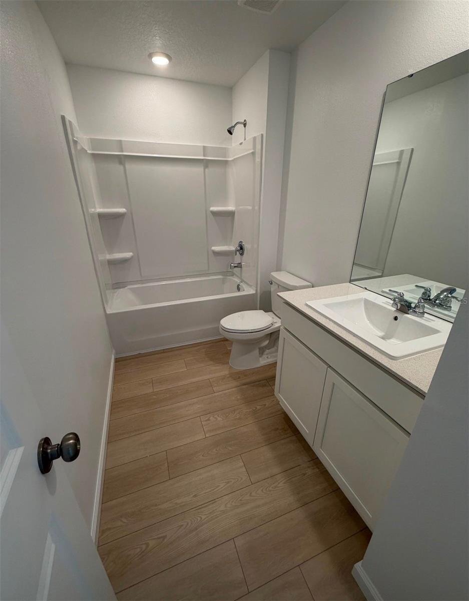Building Photo - 5513 Pimenta Ct