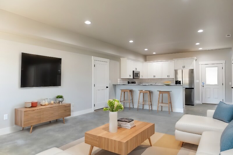 Building Photo - 1763 Grant Rd