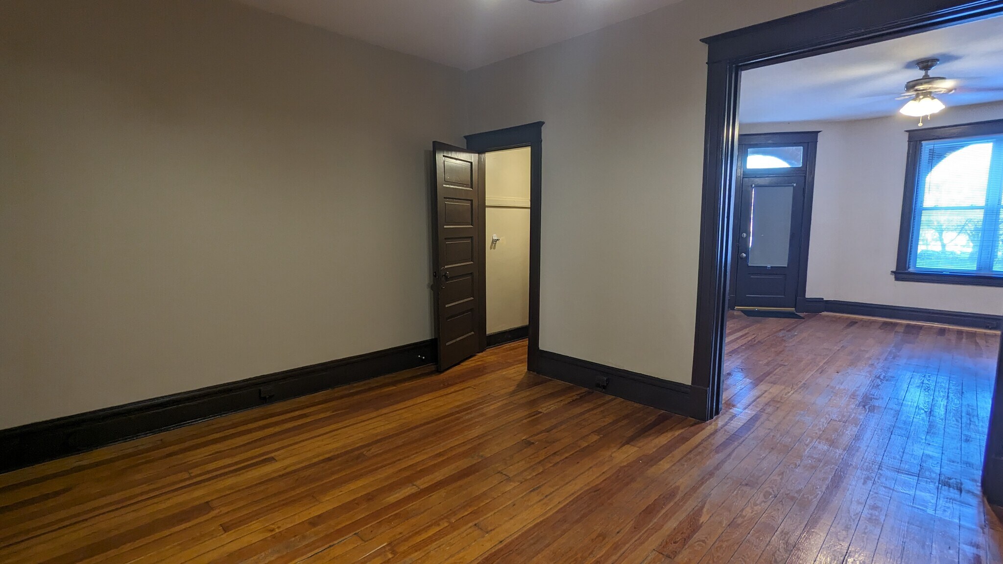 Building Photo - 2203 Jules St