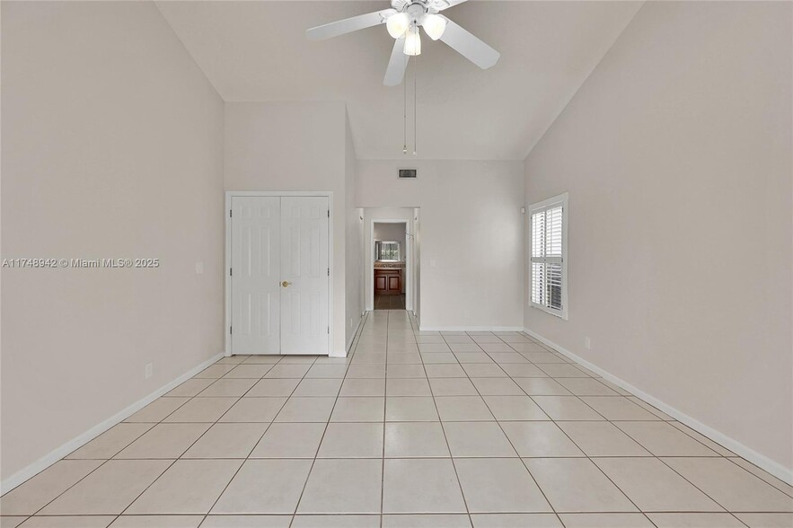 Building Photo - 296 NW 118th Ter