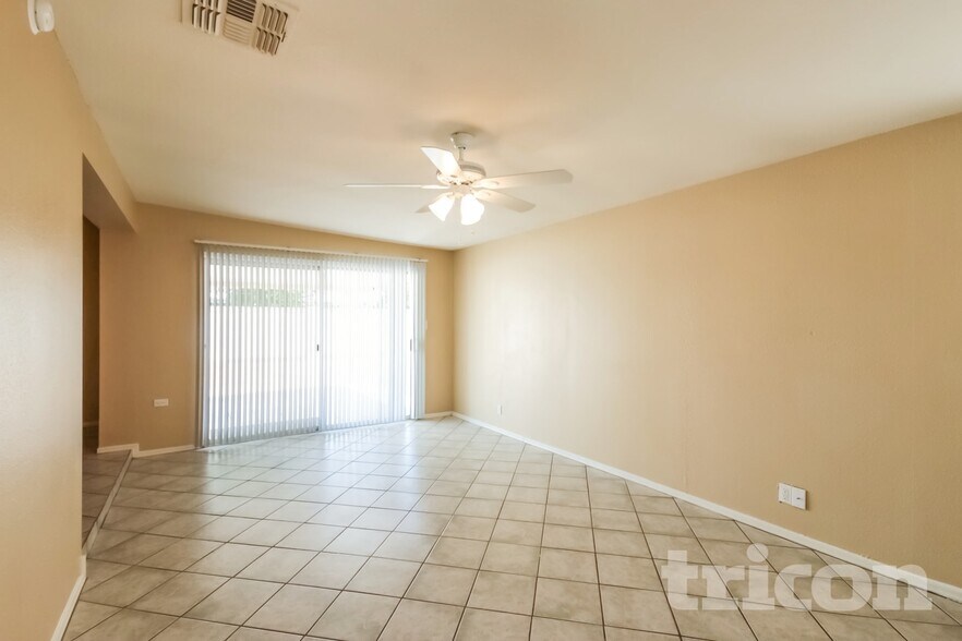 Building Photo - 3202 W Wood Dr