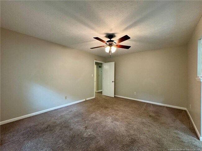 Building Photo - 7076 Pantego Dr