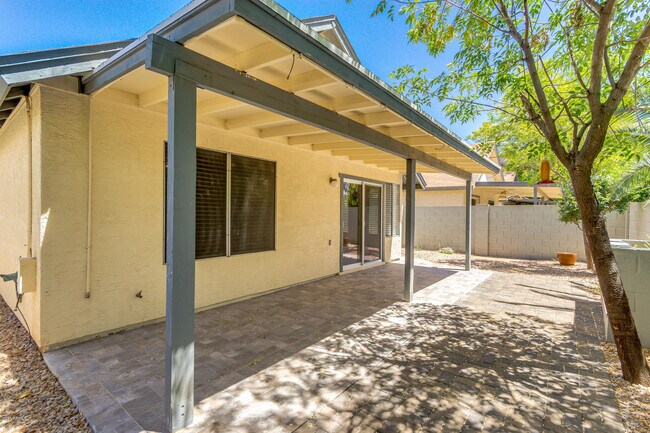 Building Photo - 5237 W Jupiter Way N