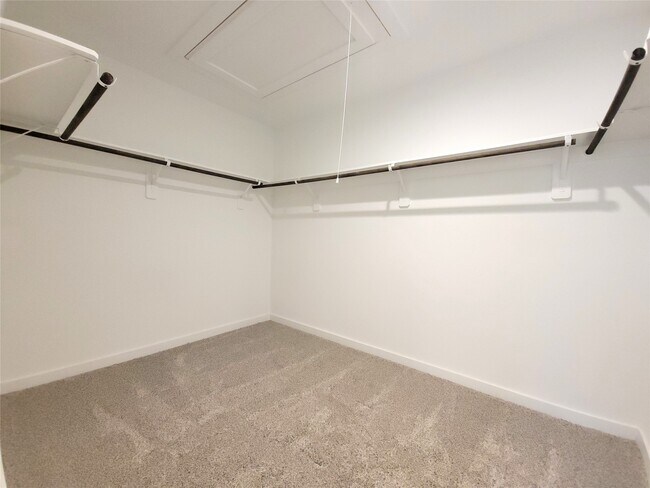 Building Photo - 8558 Tropical Breeze Wy
