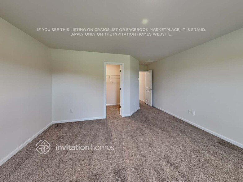 Building Photo - 1024 Woodhouse Dr