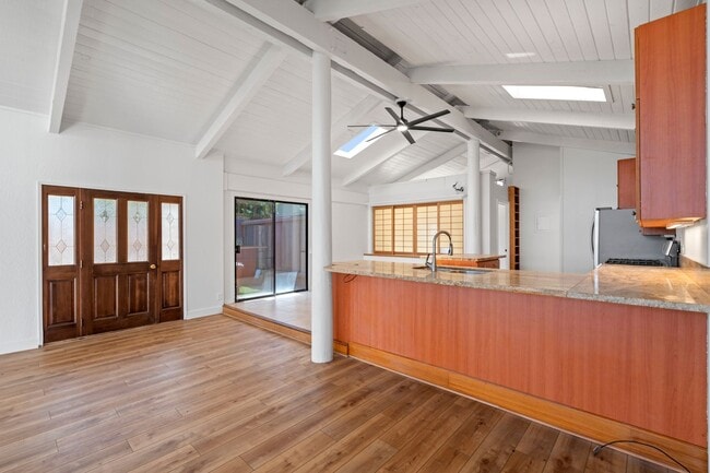 Building Photo - MASSIVE UNOBSTRUCTED OCEAN VIEWS – Maui Me...