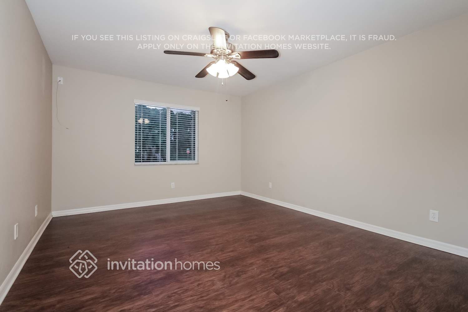 Building Photo - 1308 Elmore Terrace