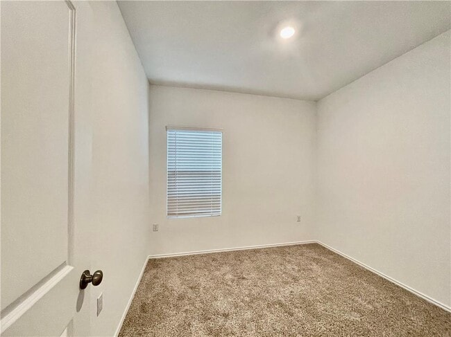 Building Photo - 14217 Lyndora Ln