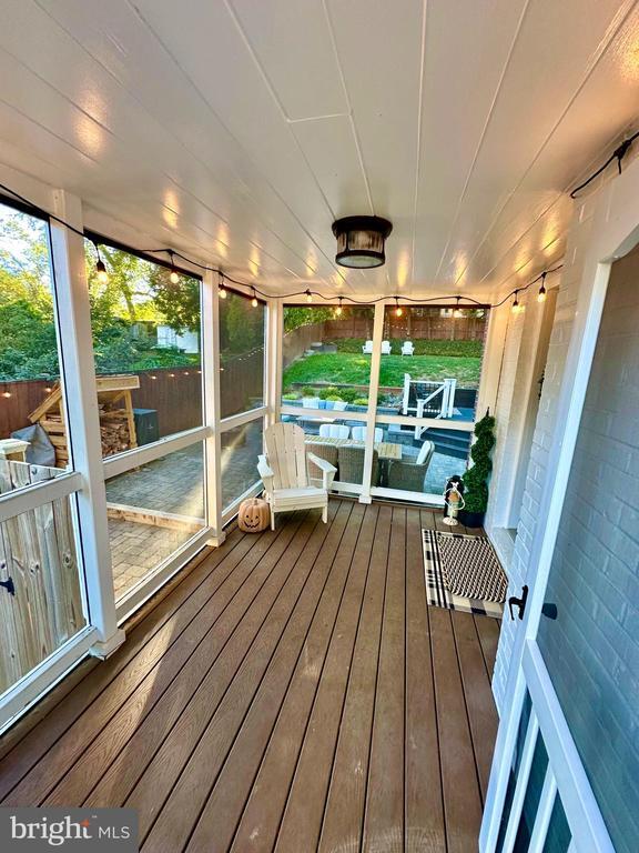 Building Photo - 3004 Marshall St