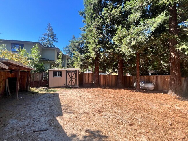 Building Photo - Welcome To a Tranquil Cottage Nestled in t...