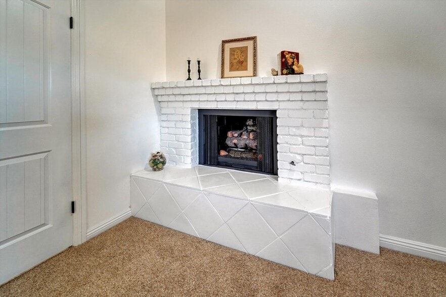 Building Photo - 1831 Foursite Ln