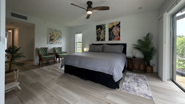 Building Photo - 2780 Landmark Dr