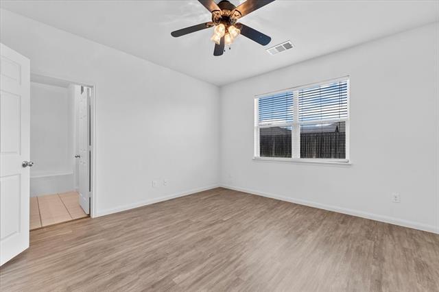Building Photo - 113 Oriole Dr