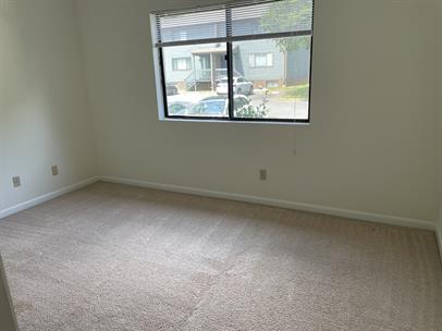 Building Photo - 123 Harvest Dr