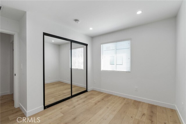 Building Photo - 11140 Woodley Ave