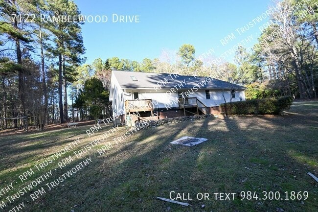 Building Photo - 7122 Ramblewood Dr