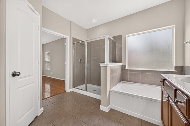 Building Photo - 430 Dockside Terrace