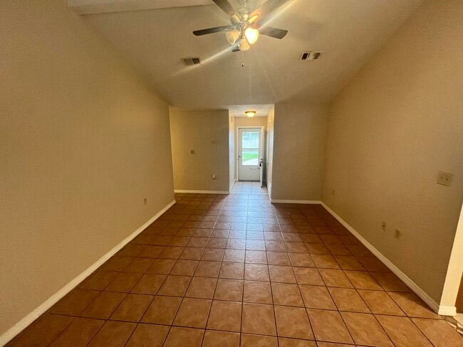 Building Photo - 41 3rd Ave