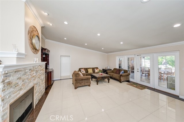 Building Photo - 814 Kellogg Ave