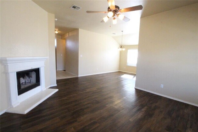 Building Photo - 107 Inman Dr