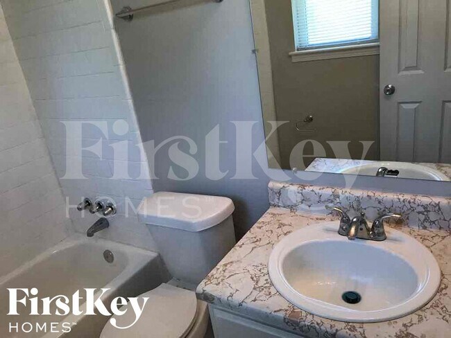 Building Photo - 11198 Shannon Cir