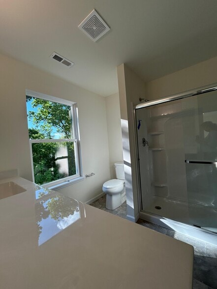 Building Photo - 463 Sweetgrass Dr