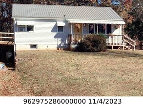 Building Photo - 265 View St