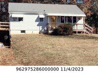 Building Photo - 265 View St