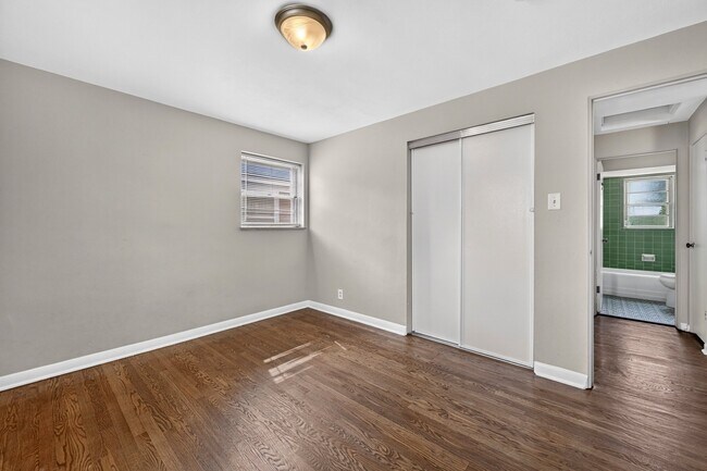 Building Photo - 8106 Fawn Ave