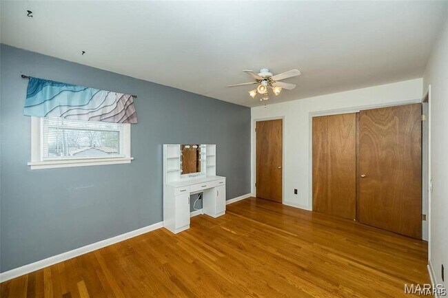 Building Photo - 405 N Moore St