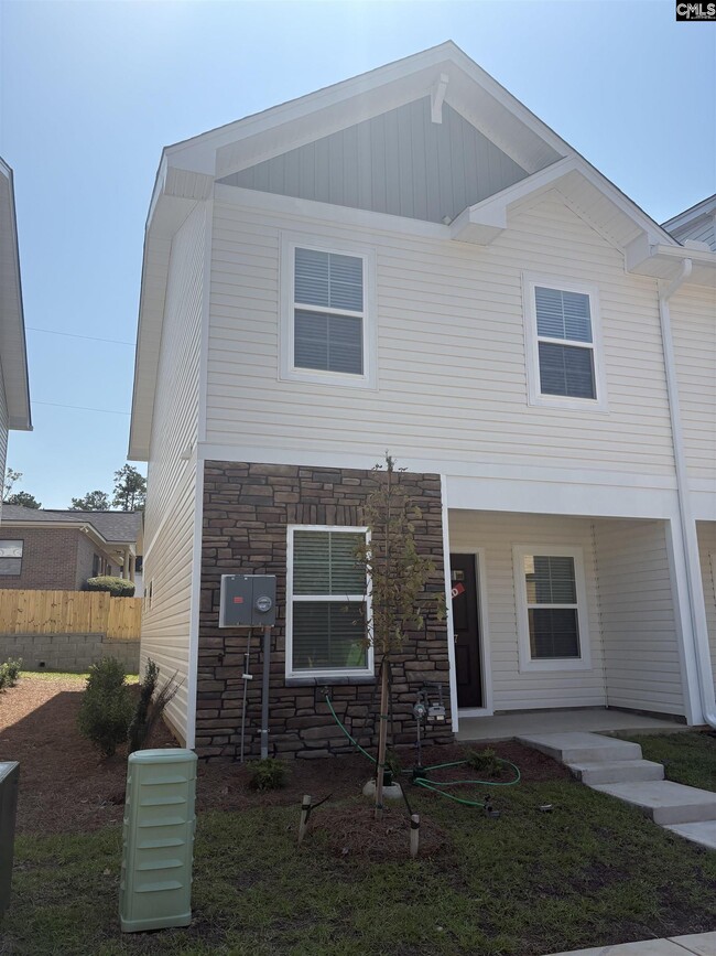 Primary Photo - 1027 Tundra Teal Ln