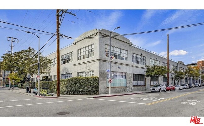 Building Photo - 500 Molino St