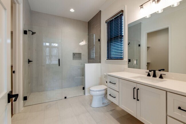 Building Photo - 4031 Natures Lndg Dr